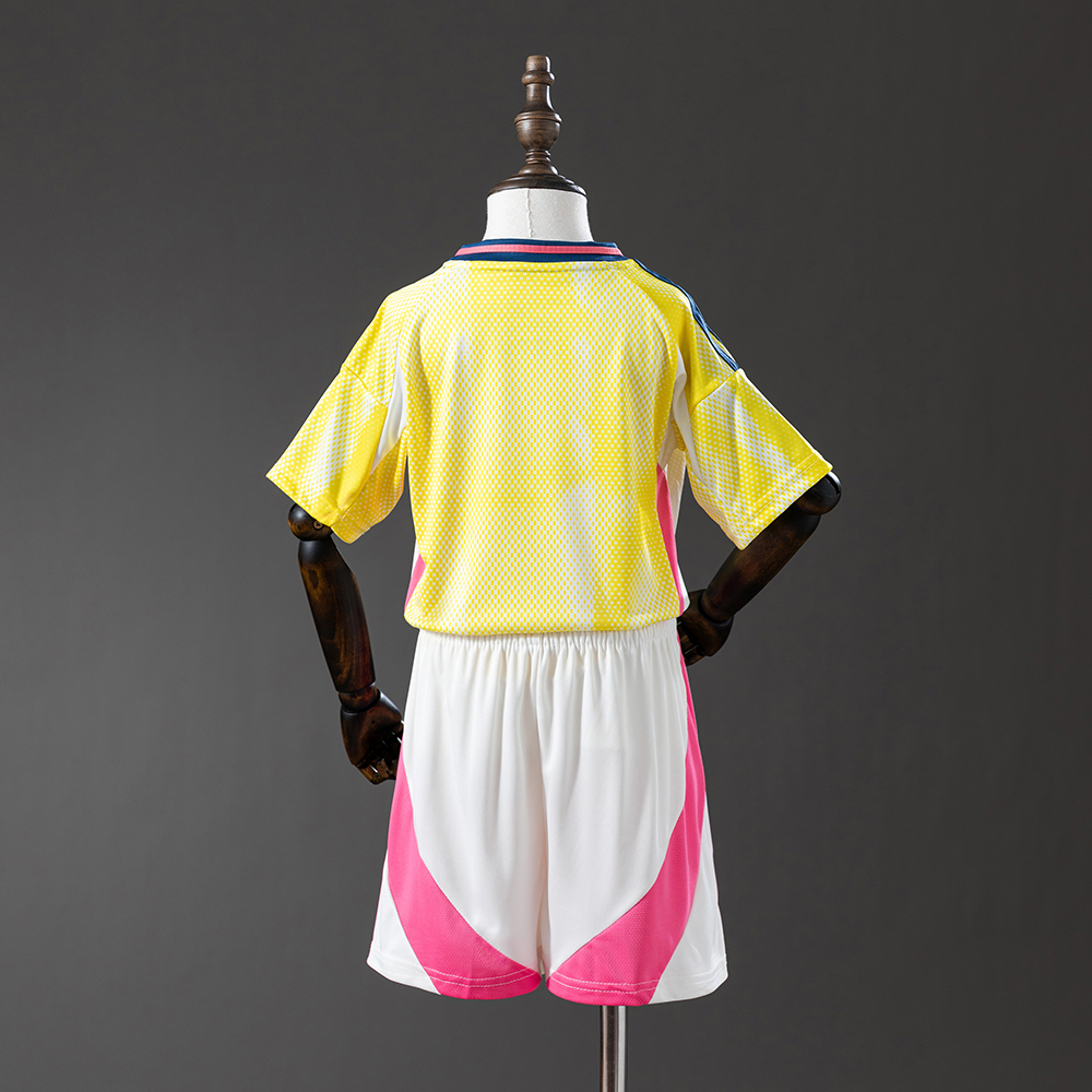 Juventus 24/25 Away Full Kids Kit Jersey Foto 2