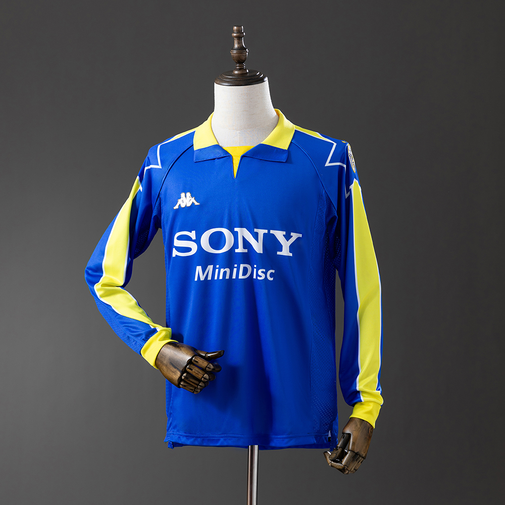 Juventus 97/98 Away Long Sleeve Retro Jersey