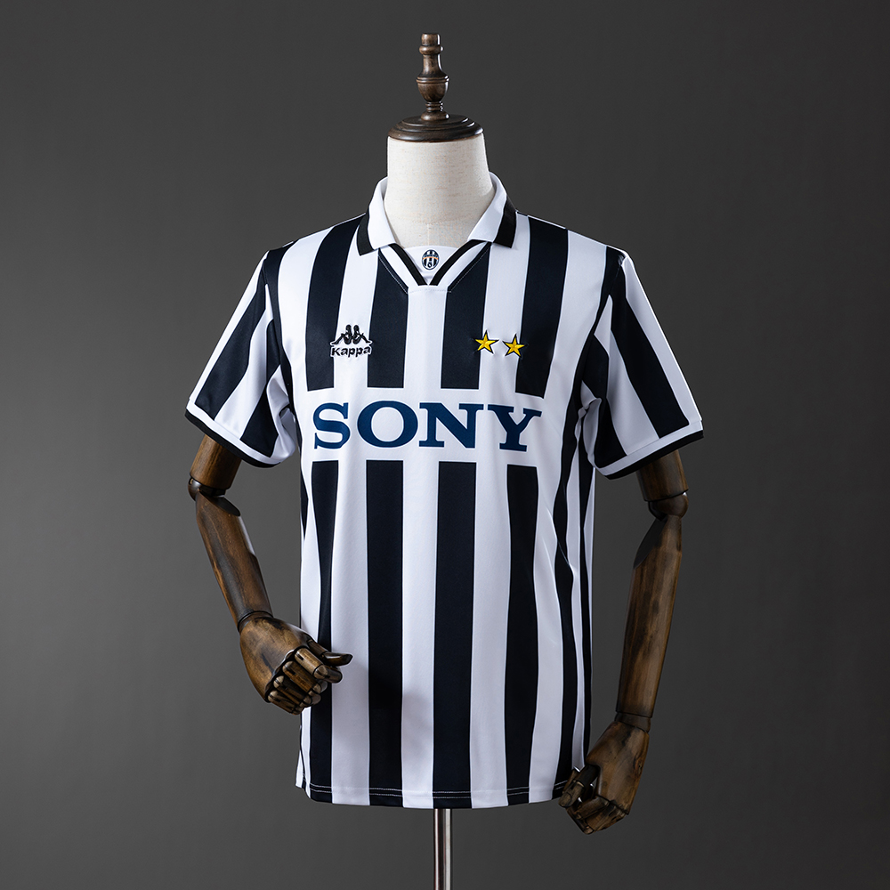 Juventus 95/97 Home Retro Jersey