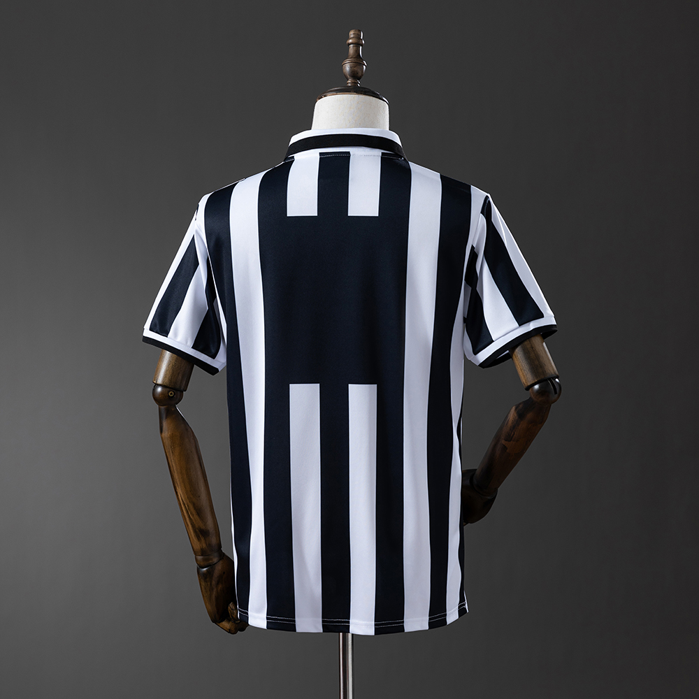 Juventus 95/97 Home Retro Jersey Foto 2