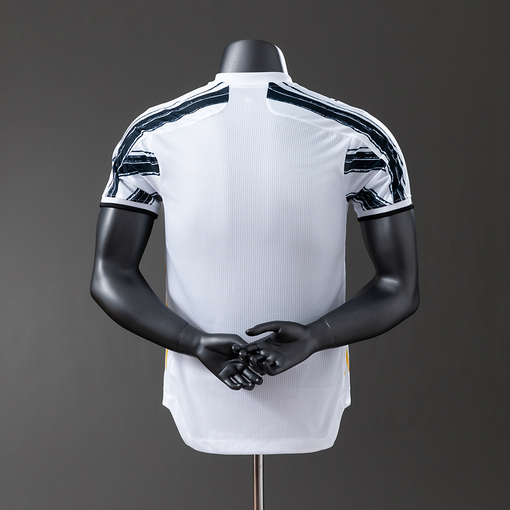 Juventus 20/21 Home Player Version Retro Jersey Foto 2