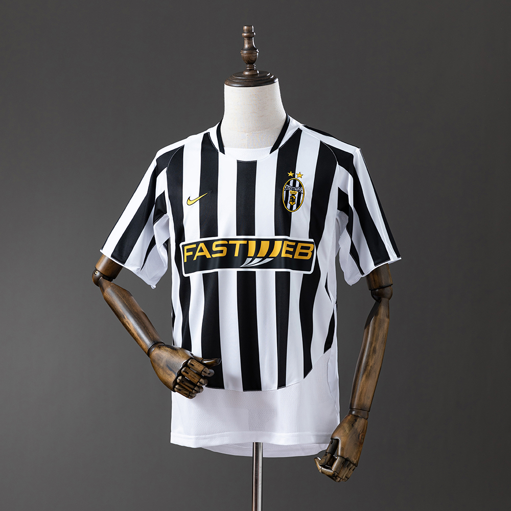 Juventus 03/04 Home Retro Jersey