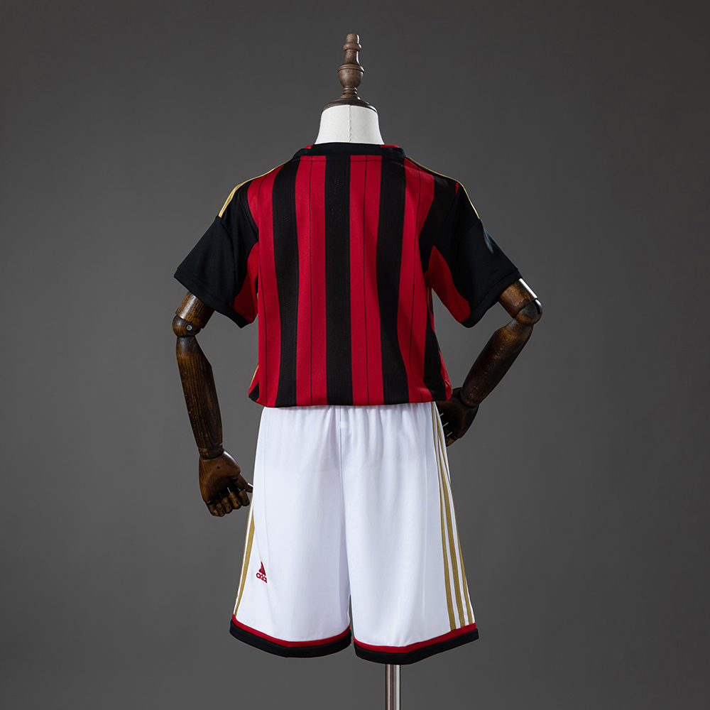 AC Milan 13/14 Home Retro Kids Kit Jersey Foto 2
