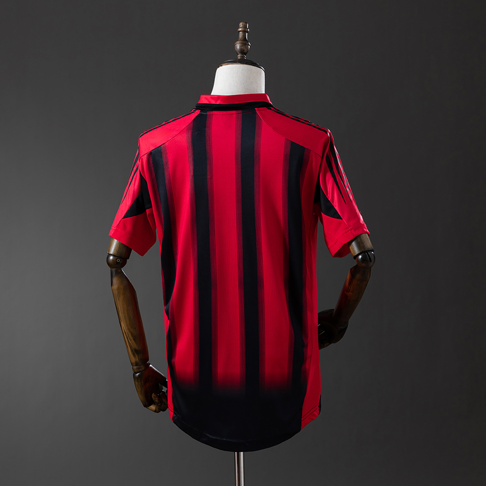 AC Milan 04/05 Home Retro Jersey Foto 2