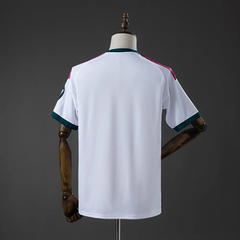 Real Madrid 26/27 Home Jersey Foto 2