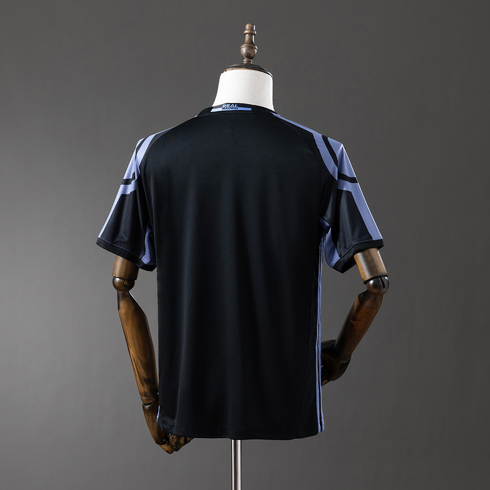 Real Madrid 16/17 Second Away Retro Jersey Foto 2