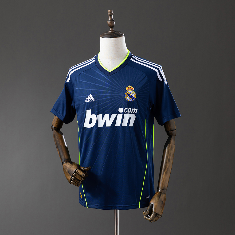 Real Madrid 10/11 Away Retro Jersey