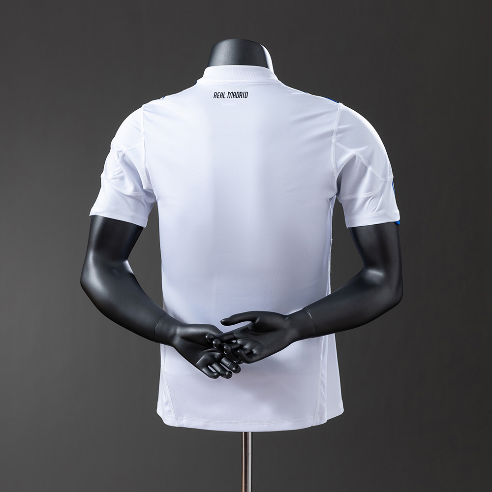 Real Madrid 10/11 Home Player Version Retro Jersey Foto 2