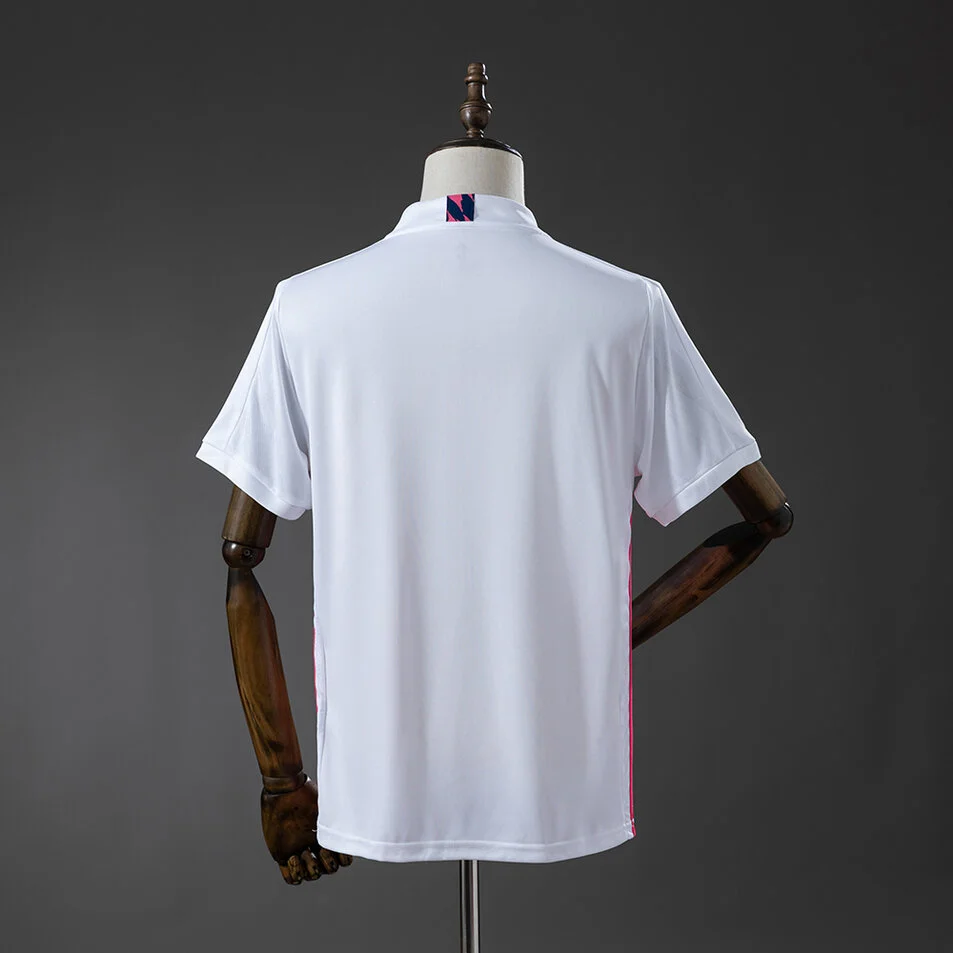 Real Madrid 20/21 Home Retro Jersey Foto 2