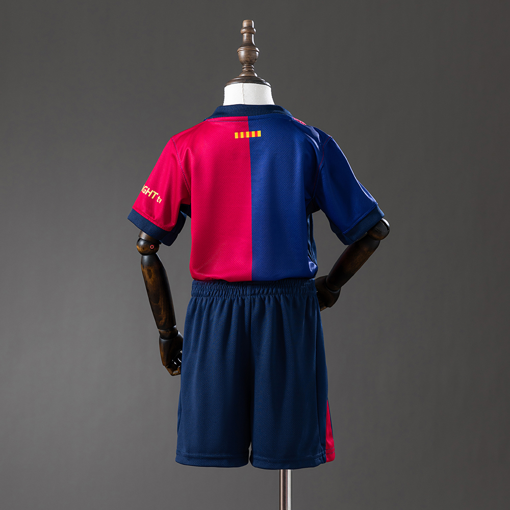 Barcelona 24/25 Home Full kids kit TRAVIS SCOTT Jersey Foto 2