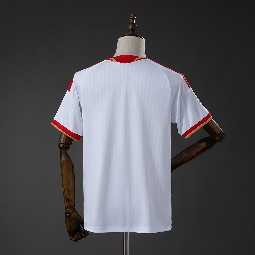 Sevilla 26/27 Home Jersey Foto 2