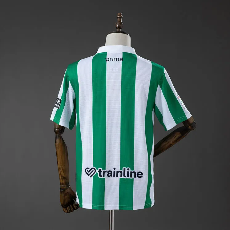 Real Betis 25/26 Retro Style Jersey Foto 2