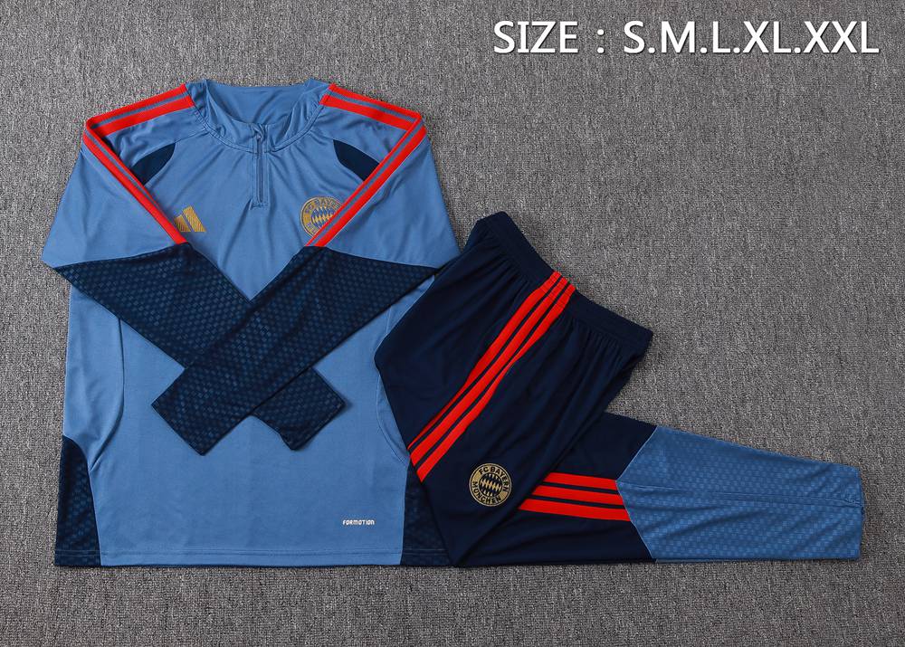 Bayern Munich 26/27 Light Blue Navy Half Zip Tracksuit Foto 2