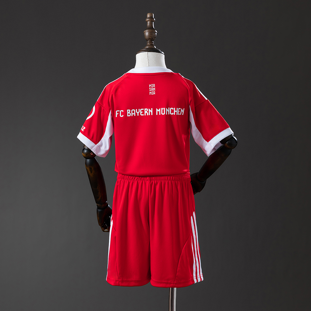 Bayern Munich 25/26 Home Full Kids Kit Jersey Foto 2