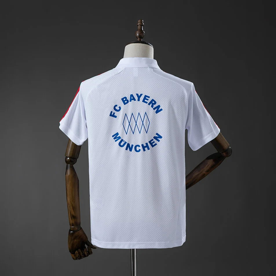 Bayern Munich 25/26 POLO White Foto 2