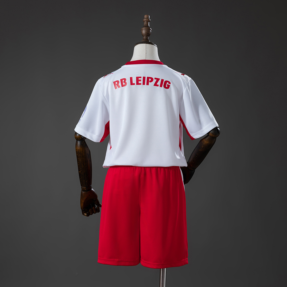 RB Leipzig 26/27 Home Kids Kit Jersey Foto 2