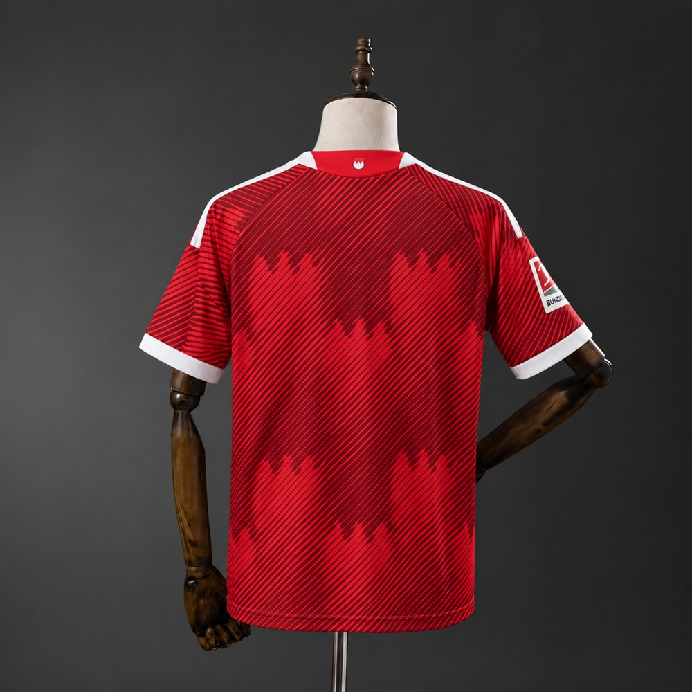 FC Nürnberg 26/27 Home Jersey Foto 2