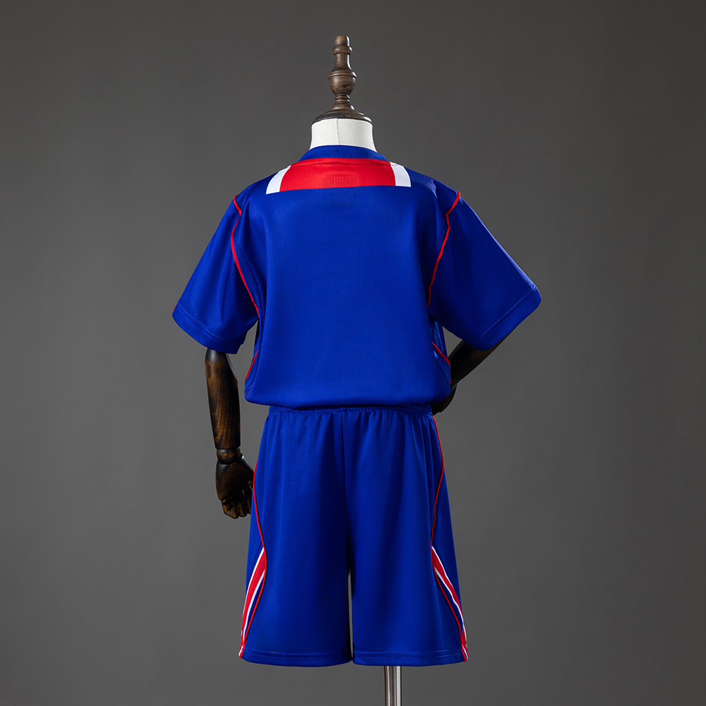 PSG 26/27 2 Stars Home kids kit Jersey Foto 2