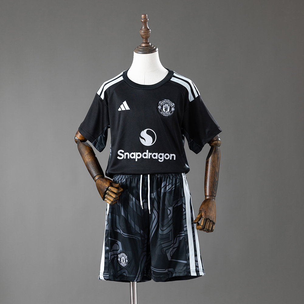 Manchester United 26/27 Goalkeeper Kids Kit Jersey