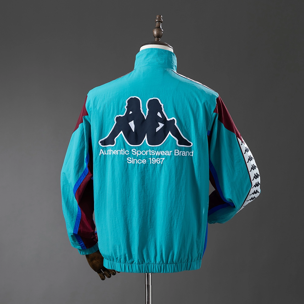 Manchester United Retro Windbreaker Foto 2
