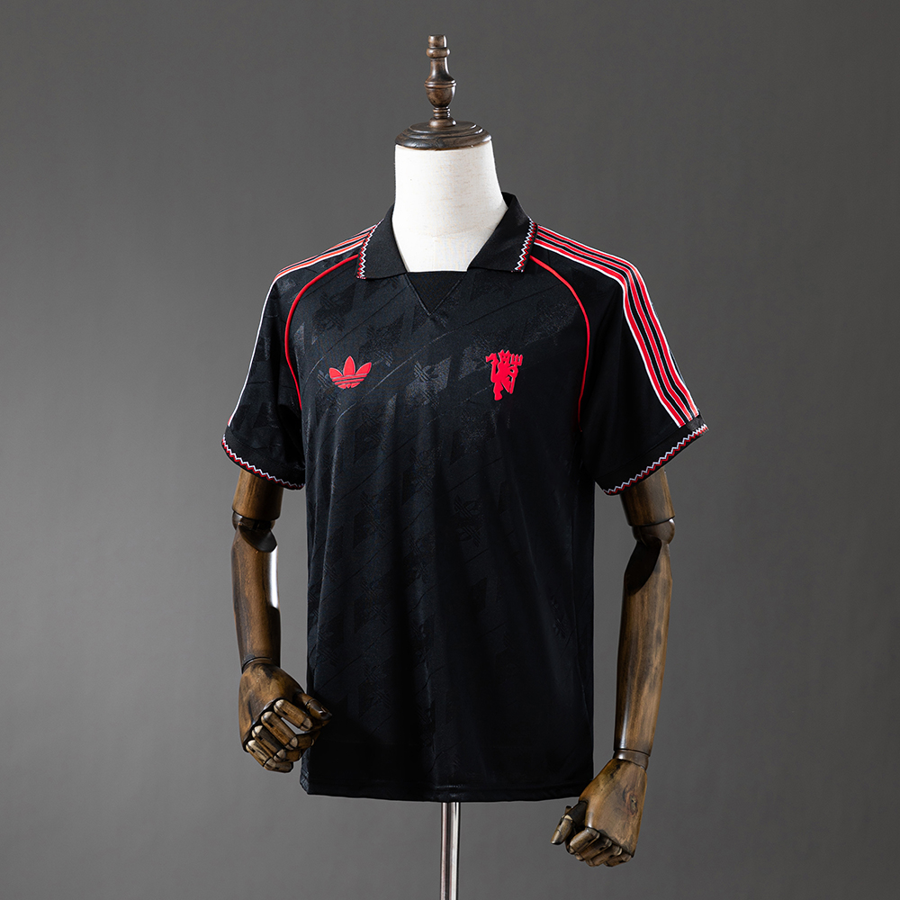 Manchester United LFSTLR 3-stripes Black Shirt