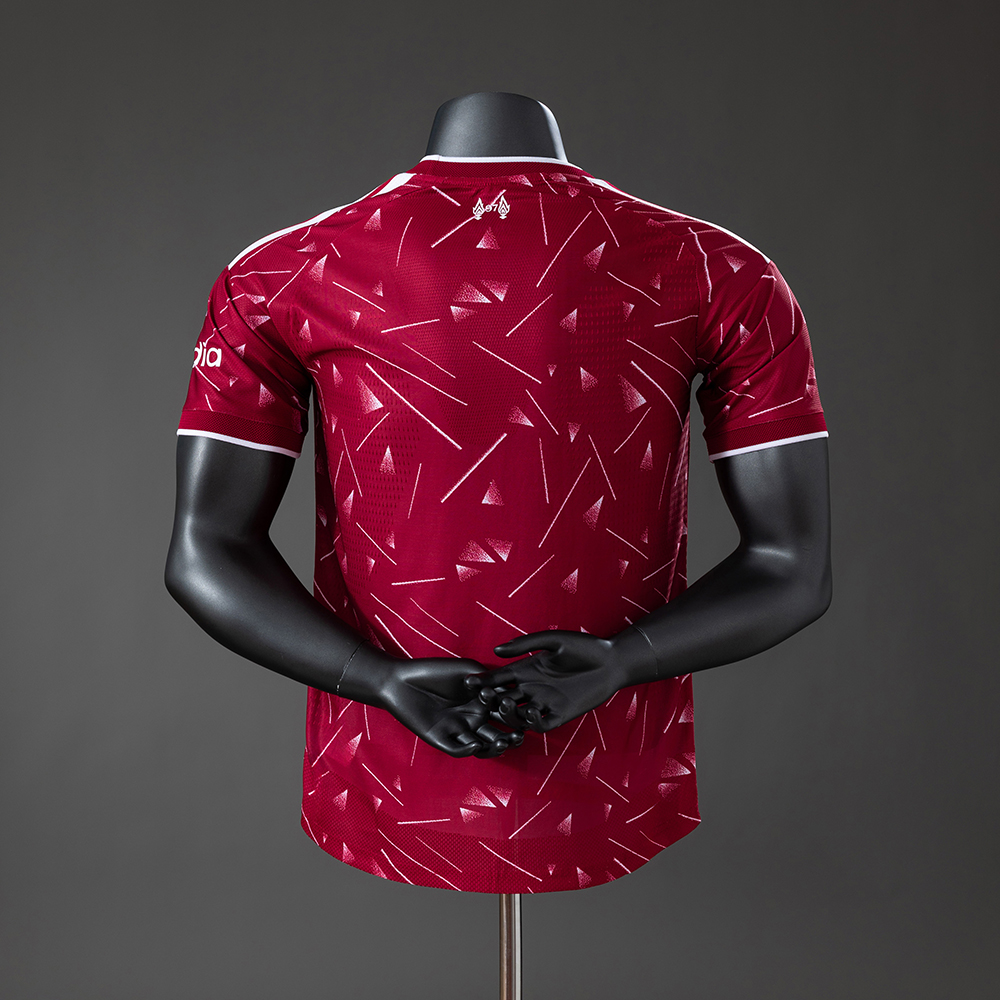 Liverpool 26/27 Home Player Version Jersey Foto 2
