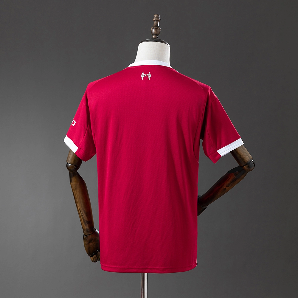 Liverpool 25/26 Home Jersey Foto 2