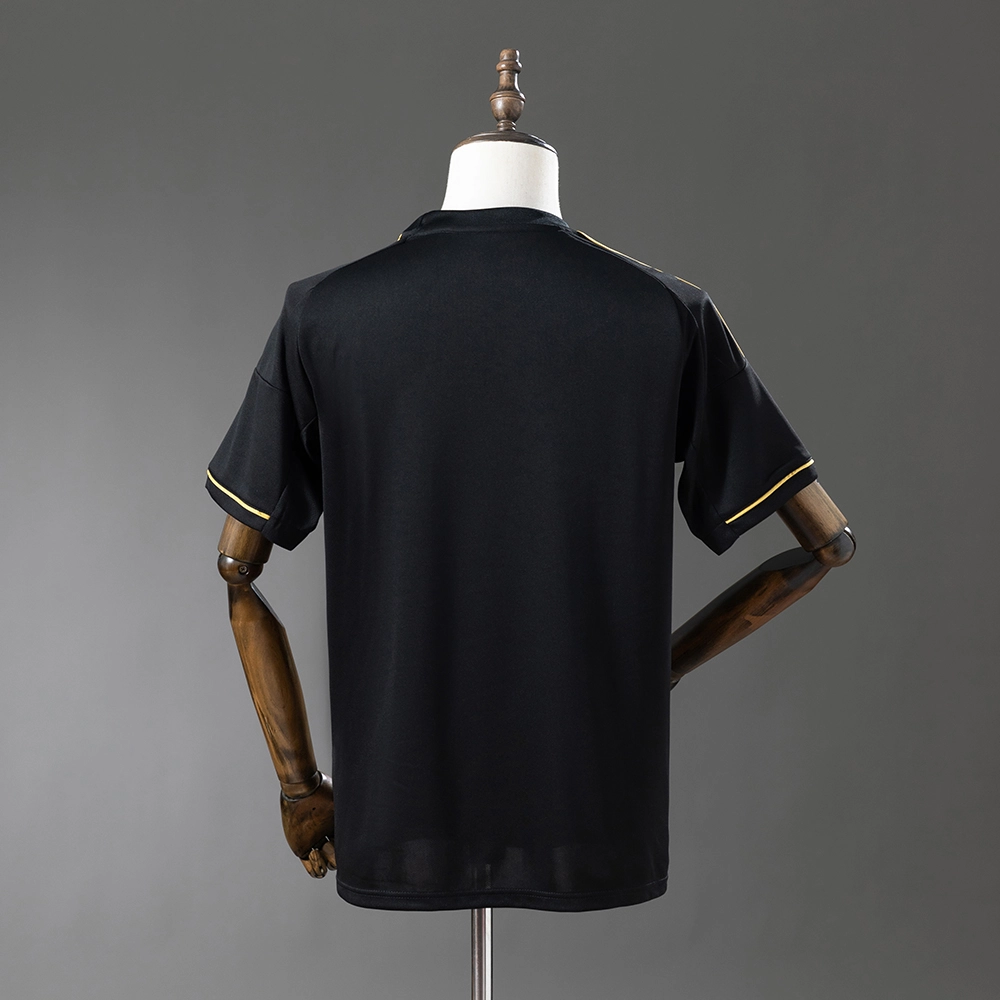 Liverpool 25/26 Special Edition Black Jersey Foto 2
