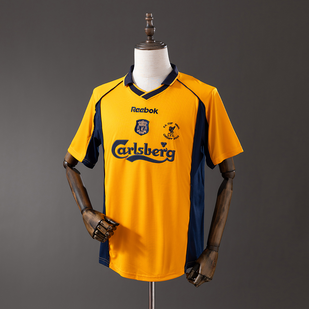 Liverpool 00/01 Away Retro Jersey