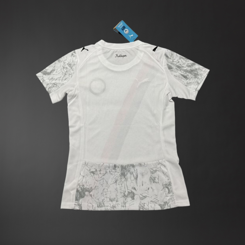 Manchester City 25/26 SUPER CITY SPECIAL EDITION KIT BY KIDSUPER Womens Home Jersey Foto 2
