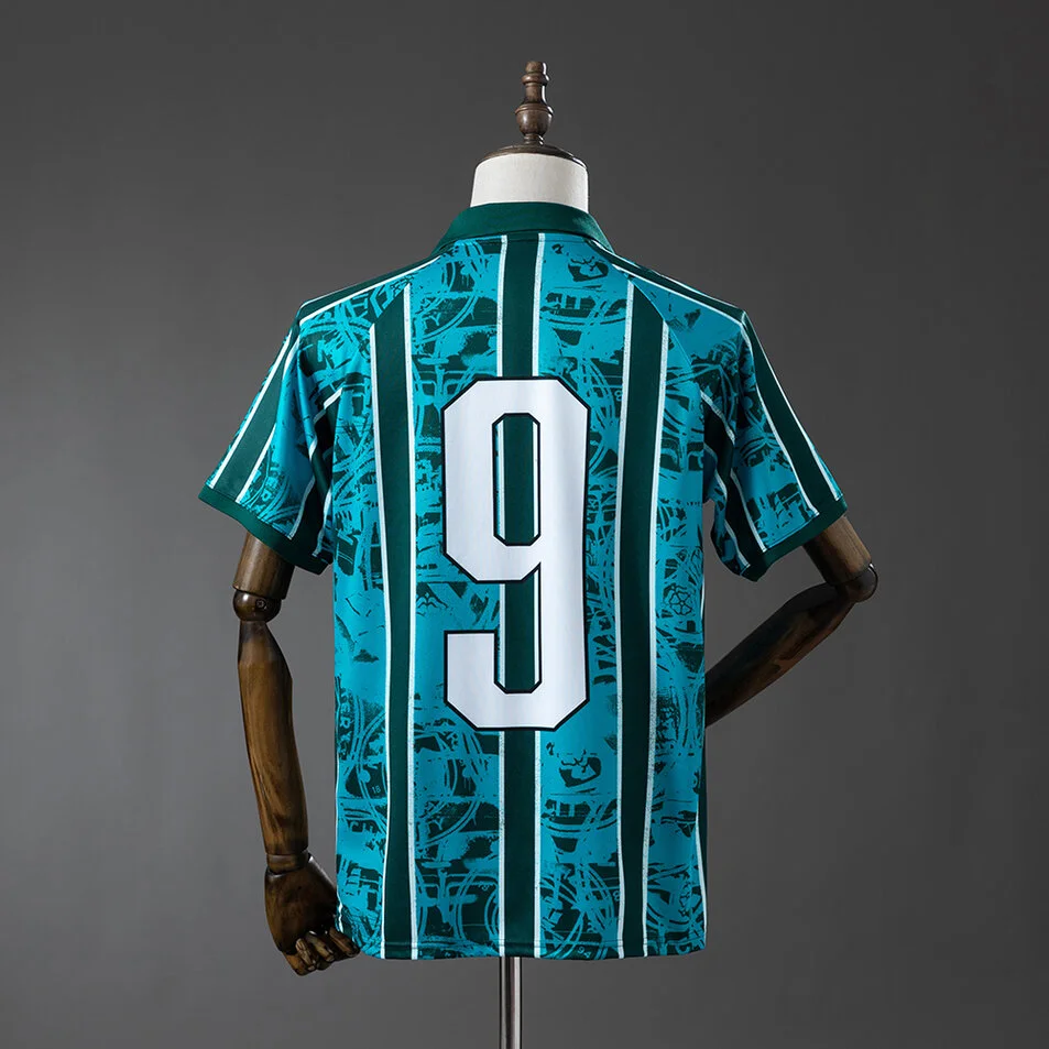Manchester City 2526 Special Edition #9 Jersey Foto 2