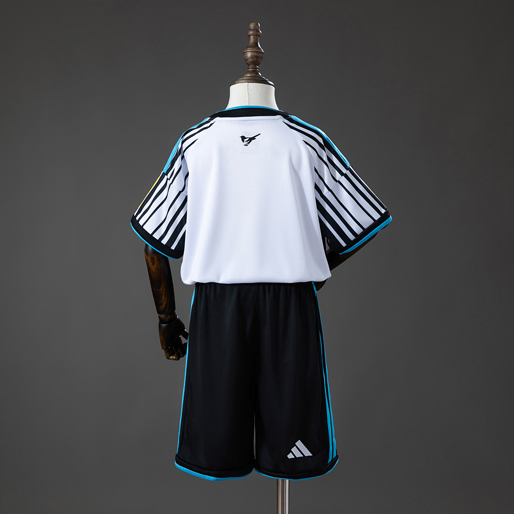 Newcastle United 26/27 Home Kids kit Foto 2