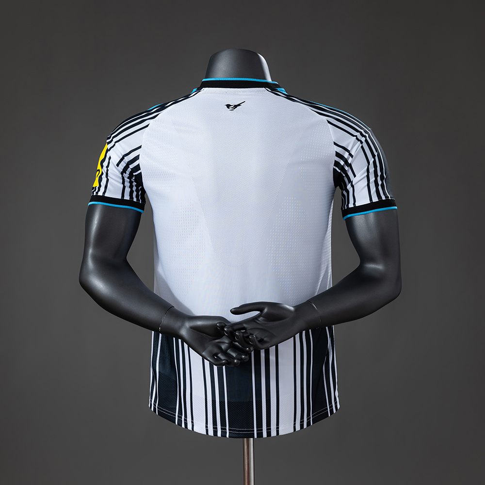 Newcastle United 26/27 Player Version Home Jersey Foto 2