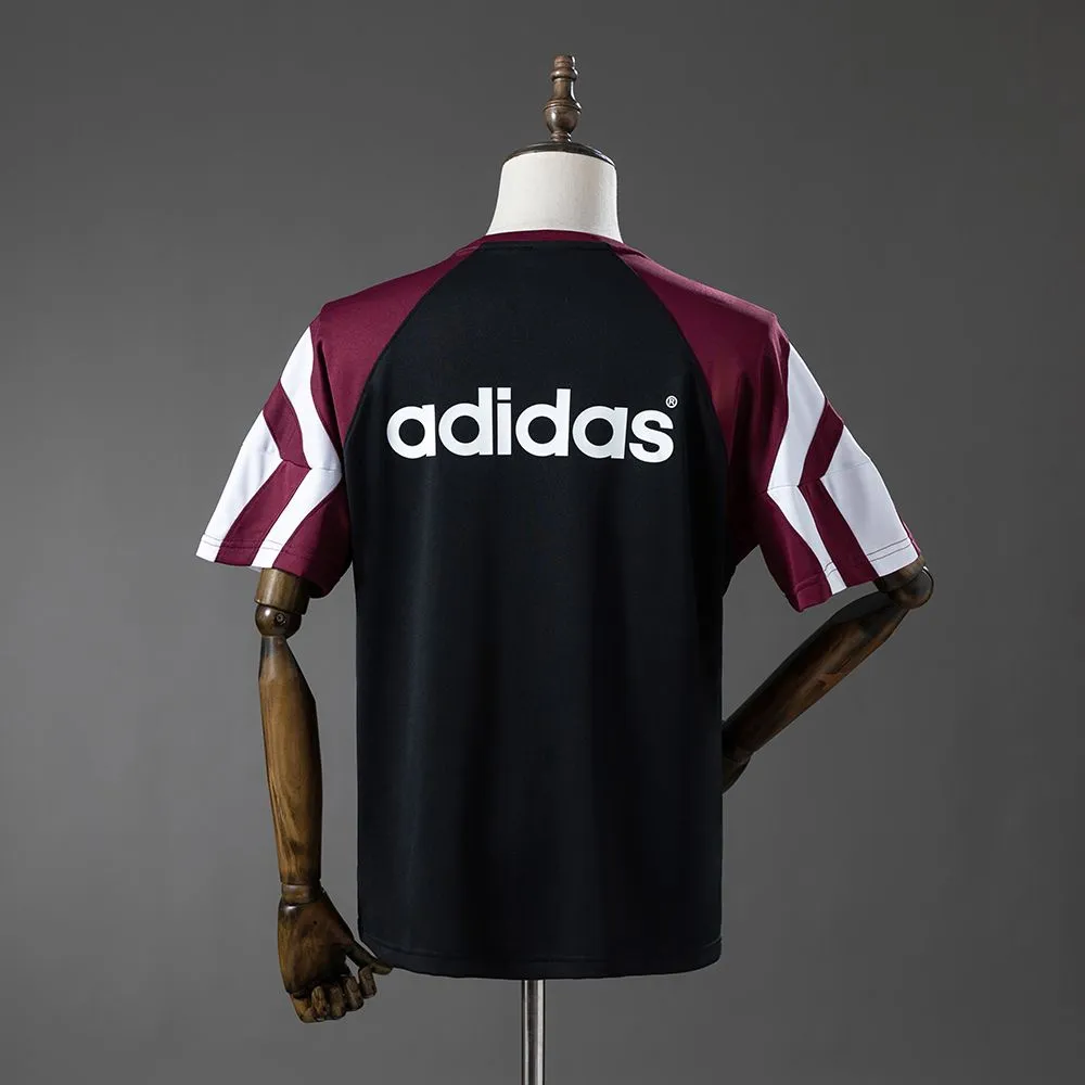 Newcastle United 95/96 Retro Training Jersey Foto 2