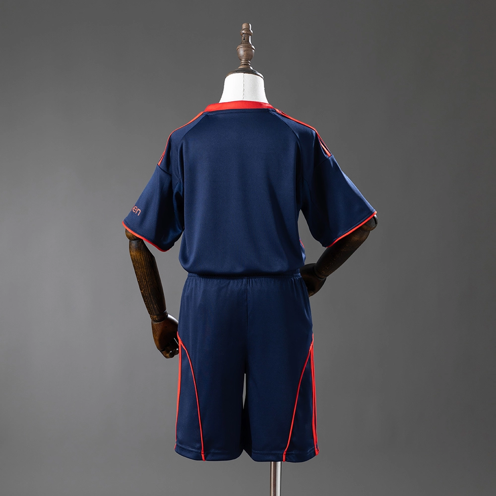 Nottingham Forest 25/26 Full kids kit Third Jersey Foto 2