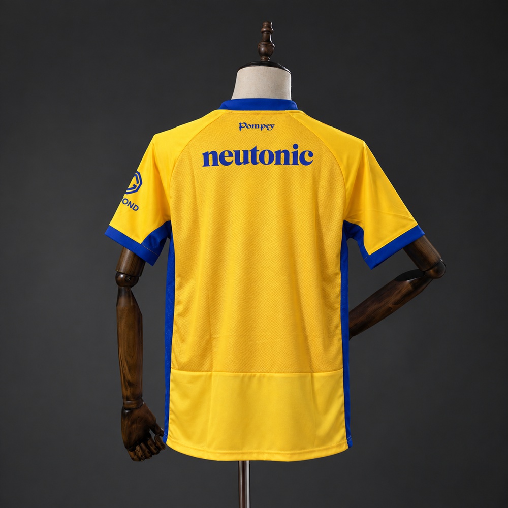 Portsmouth 26/27 away Jersey Foto 2