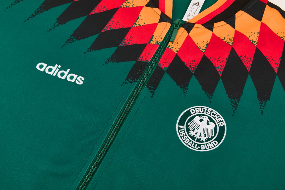 Germany 26/27 Green Black Red Yellow Jacket Kit Foto 2