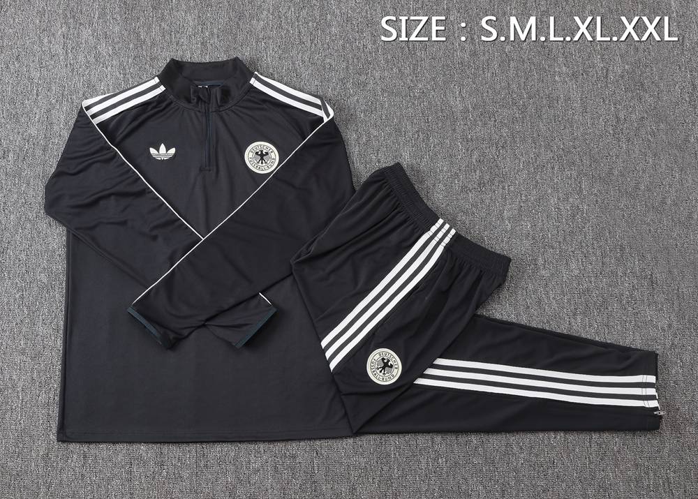 Germany 26/27 Black Retro Half Zip Tracksuit Foto 2