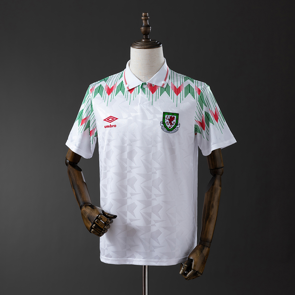 Wales 90/02 Away Retro Jersey